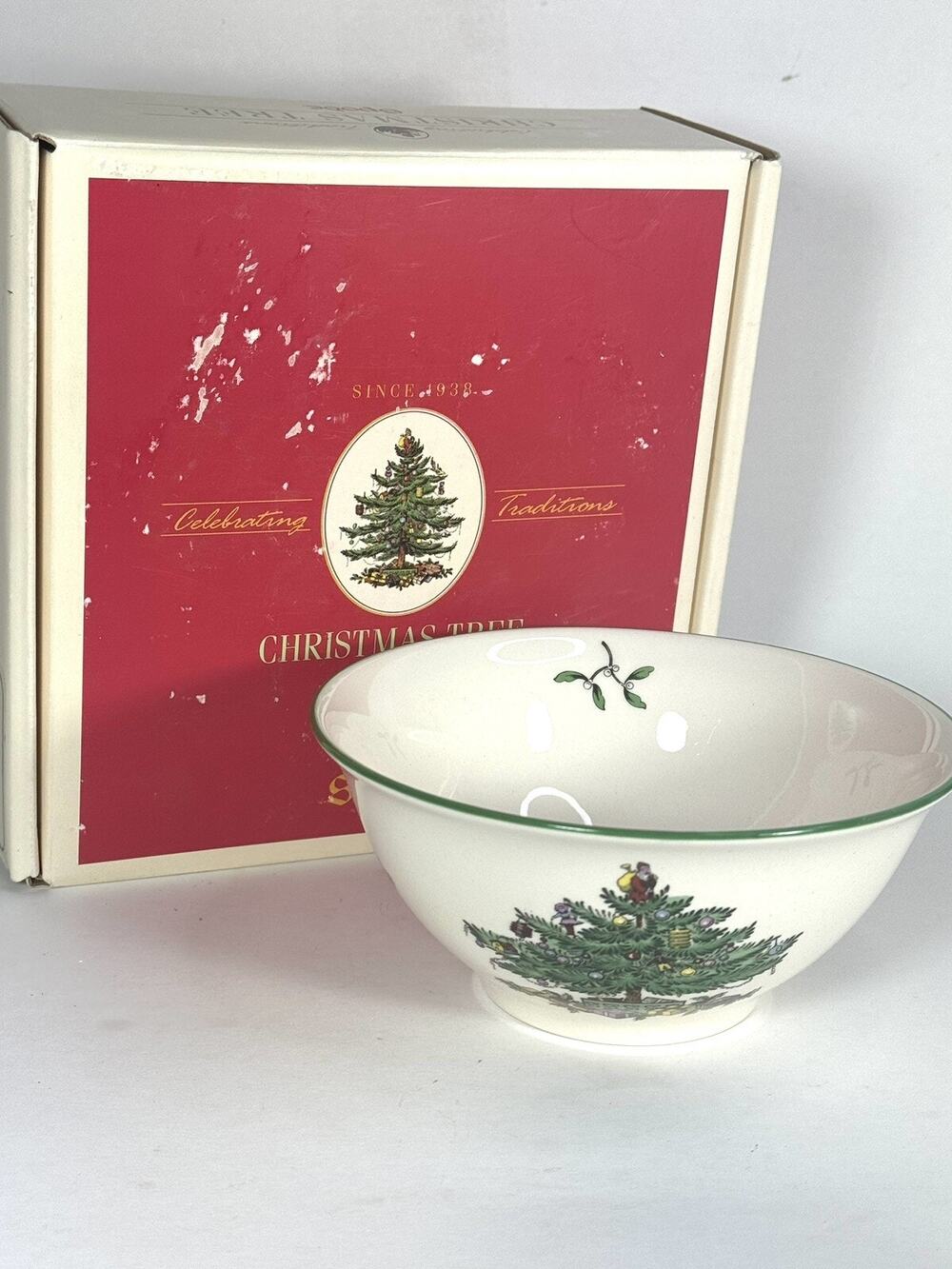 Spode England Christmas Tree Nut Bowl S3324-A0 Mint in Original Box 5.5"